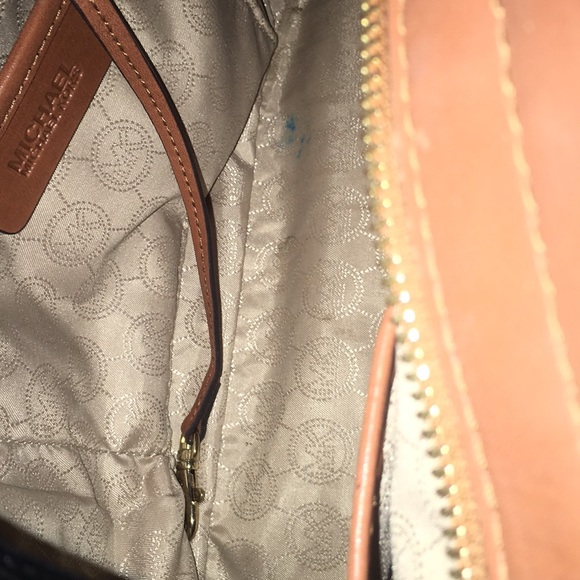 Large Michael kors bag - Picture 3 of 4